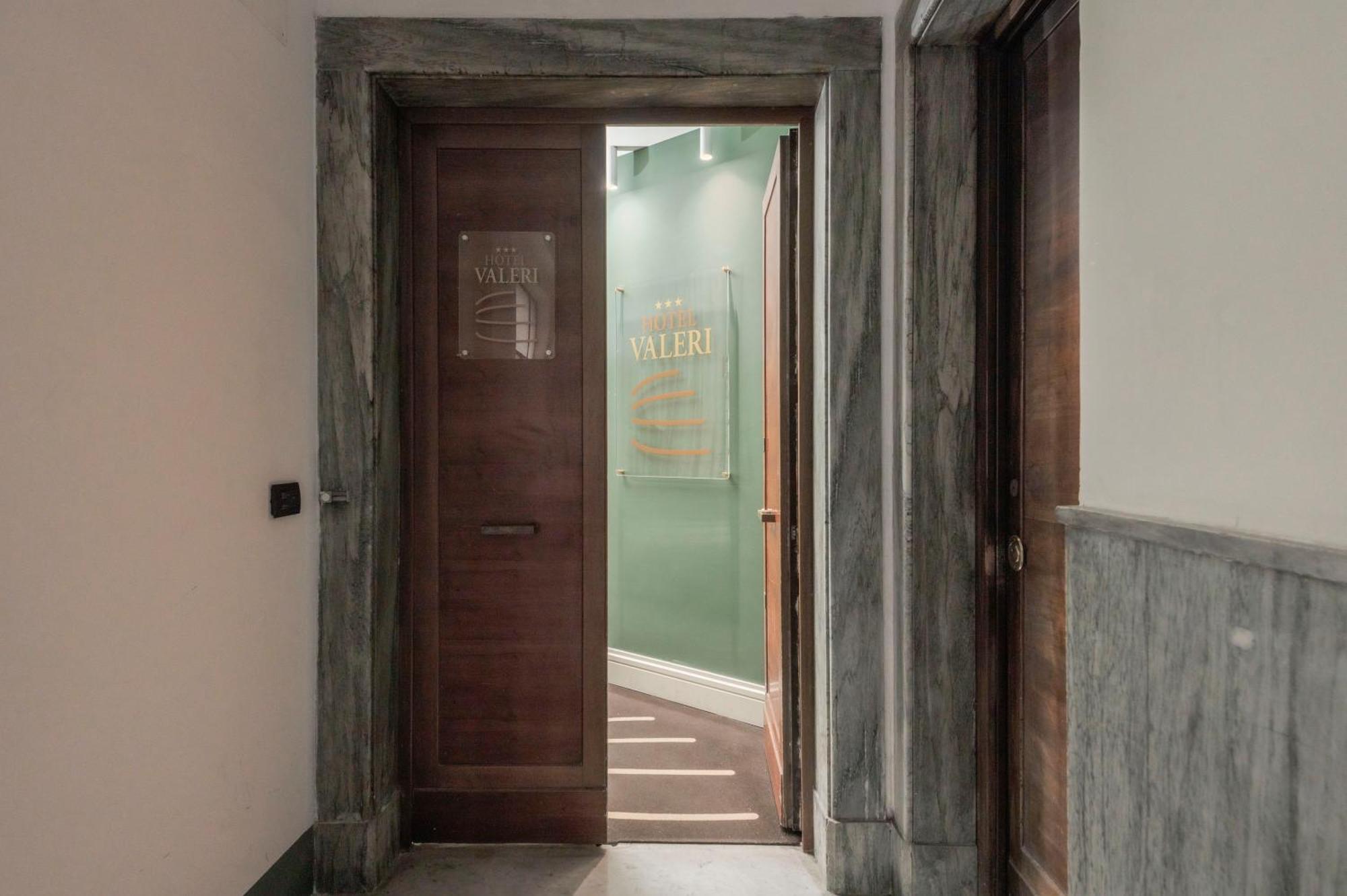 Hotel Valeri Рим Экстерьер фото